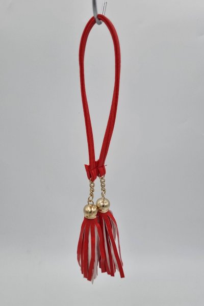 Piros műbőr táskadísz